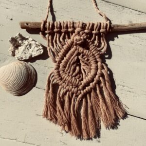 DIY Macramé Vulva